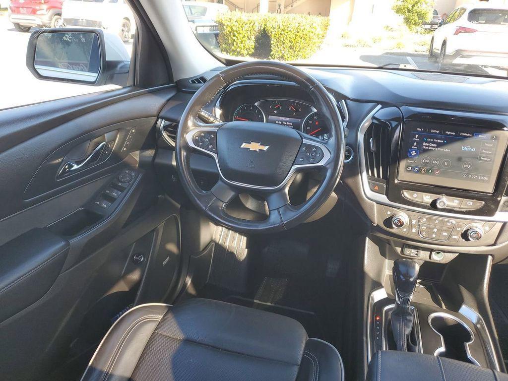 used 2021 Chevrolet Traverse car, priced at $25,758