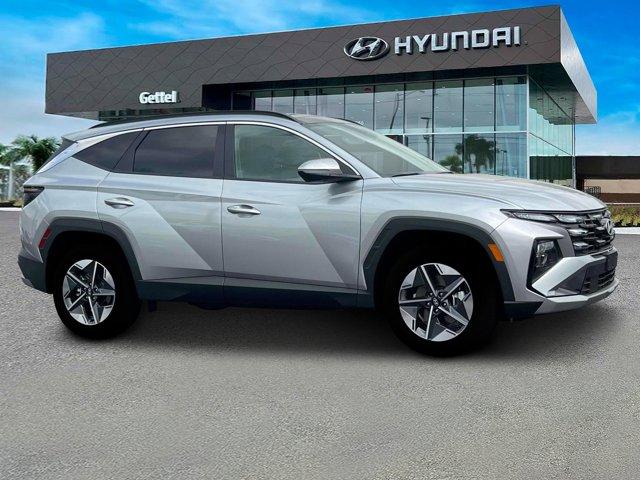 new 2025 Hyundai Tucson Hybrid car, priced at $37,280