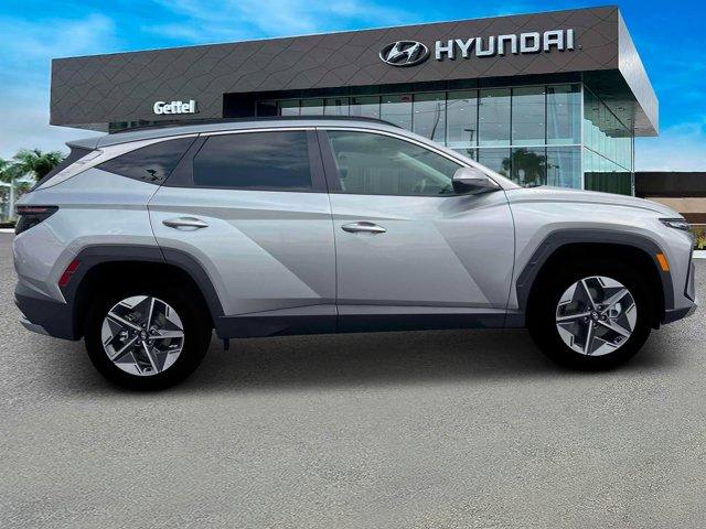 new 2025 Hyundai Tucson Hybrid car, priced at $37,280