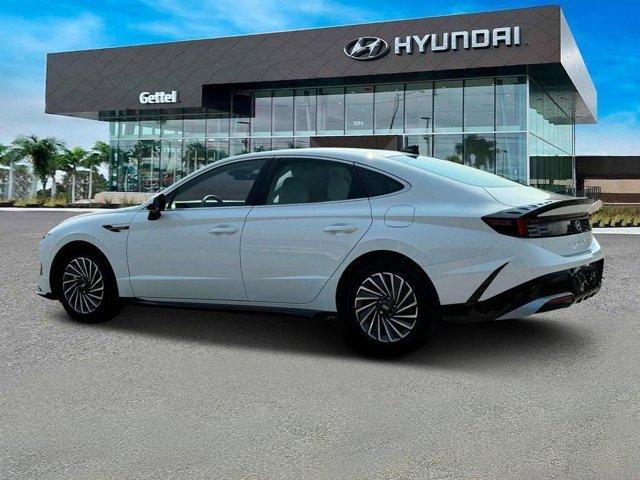 new 2025 Hyundai Sonata Hybrid car, priced at $30,470
