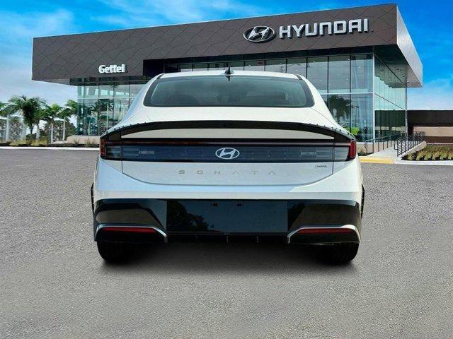 new 2025 Hyundai Sonata Hybrid car, priced at $30,470