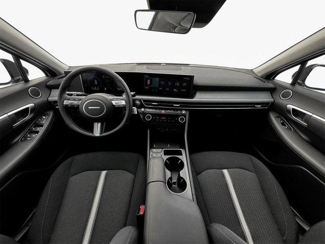 new 2025 Hyundai Sonata Hybrid car, priced at $30,470