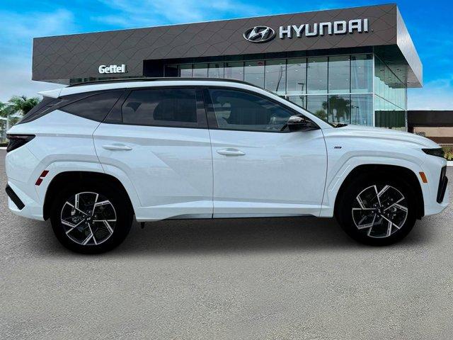 new 2025 Hyundai Tucson Hybrid car, priced at $39,655