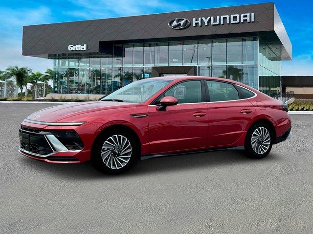 new 2025 Hyundai Sonata Hybrid car, priced at $32,205