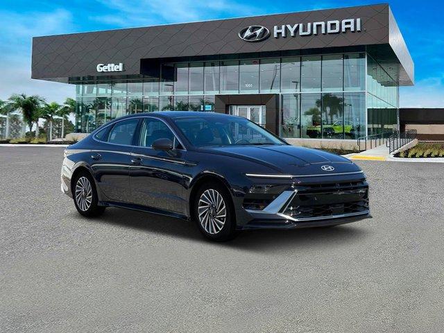 new 2024 Hyundai Sonata Hybrid car, priced at $34,890