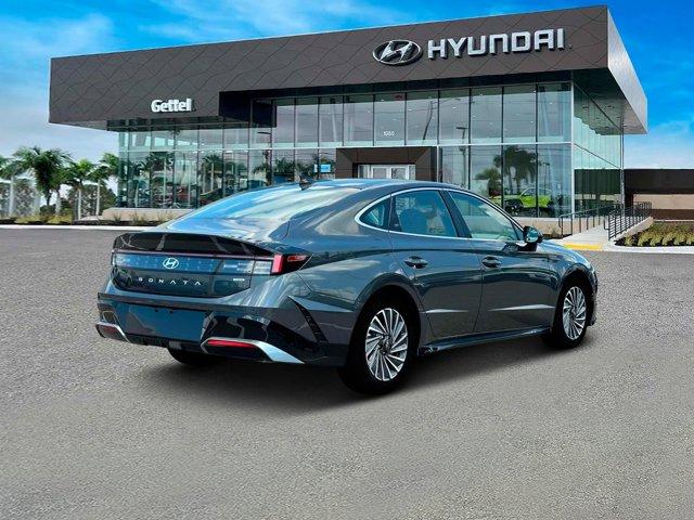 new 2025 Hyundai Sonata Hybrid car, priced at $38,120