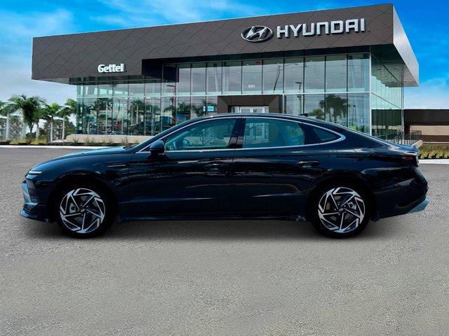 new 2024 Hyundai Sonata car, priced at $28,098