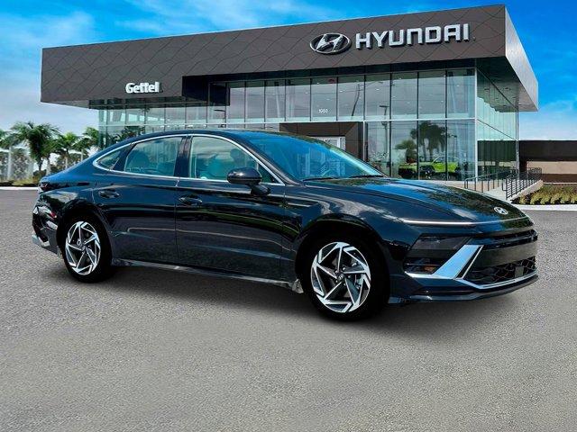 new 2024 Hyundai Sonata car, priced at $28,098