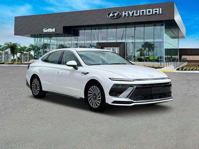 new 2024 Hyundai Sonata Hybrid car, priced at $28,945