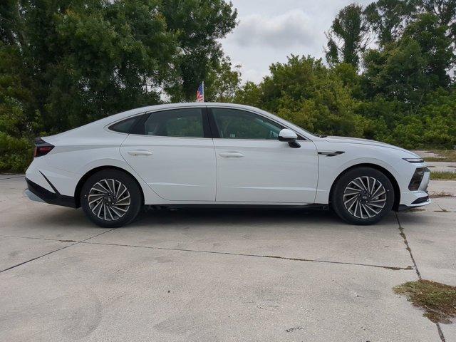 new 2024 Hyundai Sonata Hybrid car, priced at $32,945