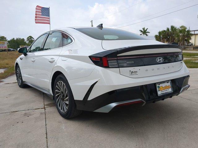 new 2024 Hyundai Sonata Hybrid car, priced at $32,945