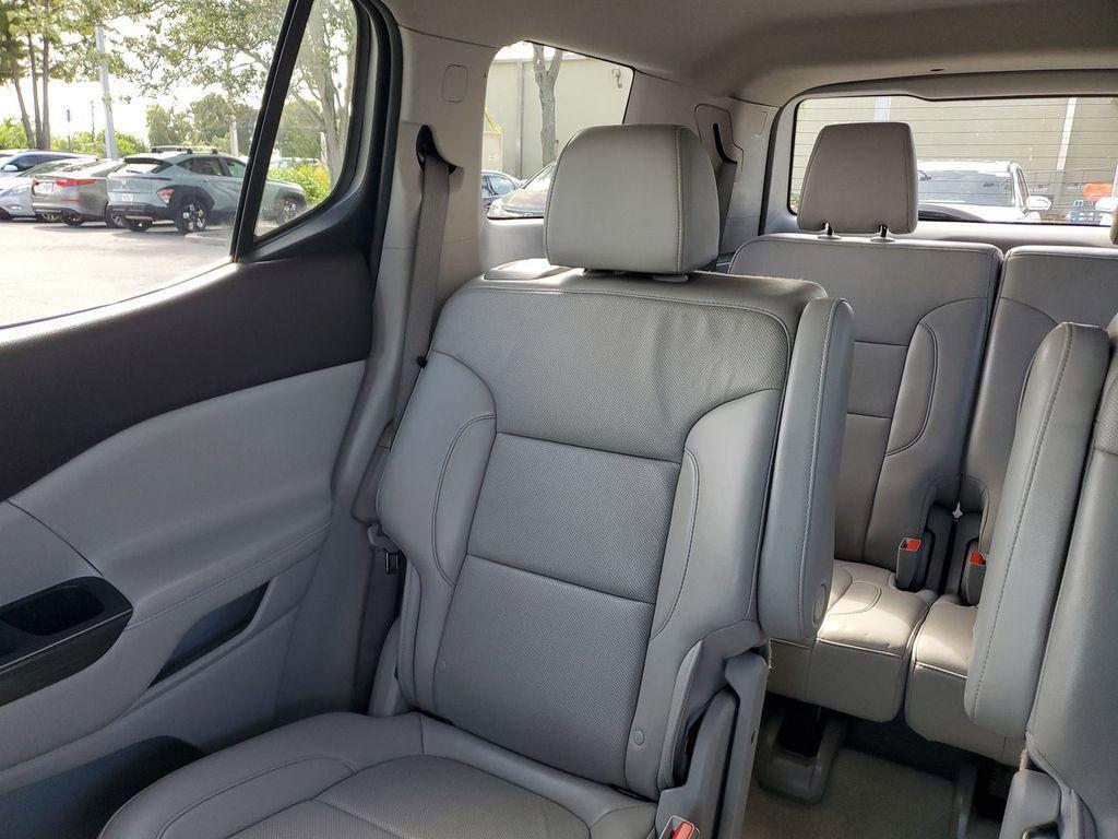 used 2023 GMC Acadia car, priced at $22,493