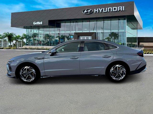 new 2025 Hyundai Sonata car, priced at $31,681