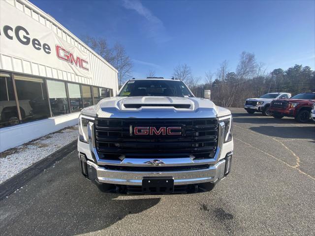 new 2024 GMC Sierra 3500 car, priced at $65,677