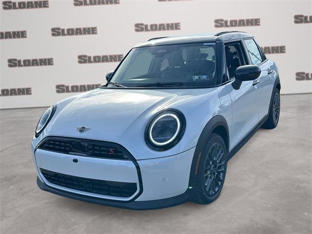 new 2025 MINI Hardtop car, priced at $39,130