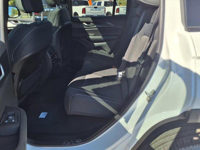 new 2025 Jeep Grand Cherokee car, priced at $38,499