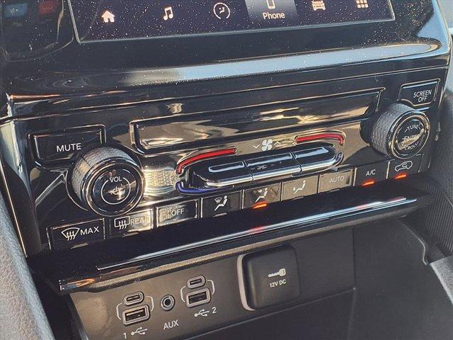 new 2025 Jeep Grand Cherokee car, priced at $38,499