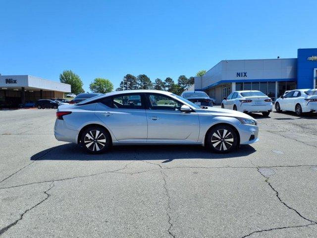used 2022 Nissan Altima car, priced at $25,900