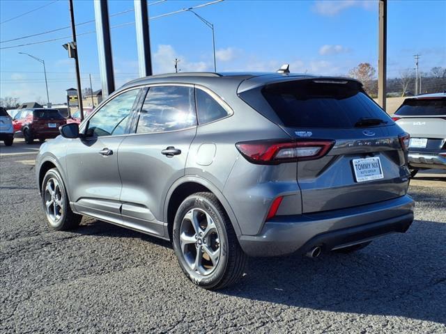 used 2023 Ford Escape car, priced at $25,900