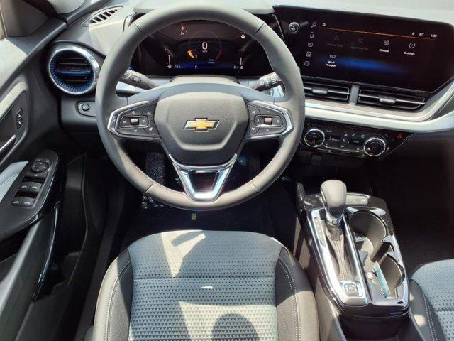 new 2025 Chevrolet Trax car, priced at $25,525