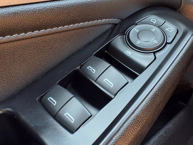 used 2022 Chevrolet Traverse car, priced at $30,900