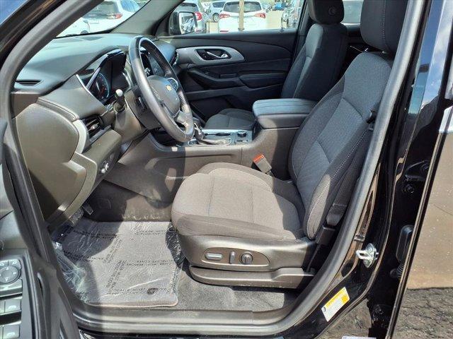 used 2022 Chevrolet Traverse car, priced at $30,900