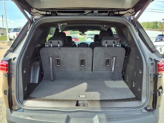 used 2022 Chevrolet Traverse car, priced at $30,900