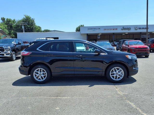 used 2024 Ford Edge car, priced at $27,900