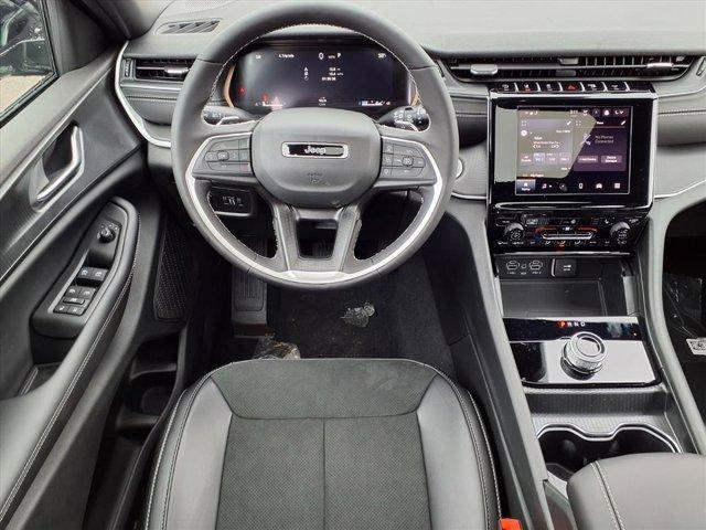 new 2025 Jeep Grand Cherokee car, priced at $48,375