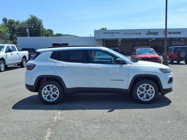 new 2025 Jeep Compass car, priced at $28,699