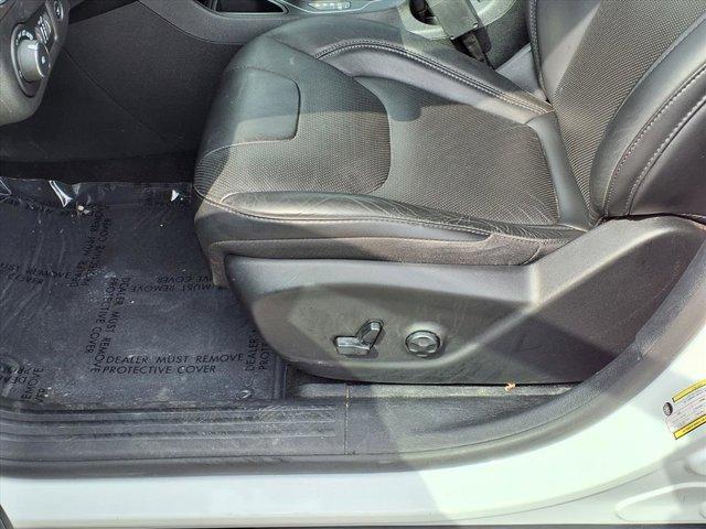 used 2021 Jeep Cherokee car, priced at $20,900