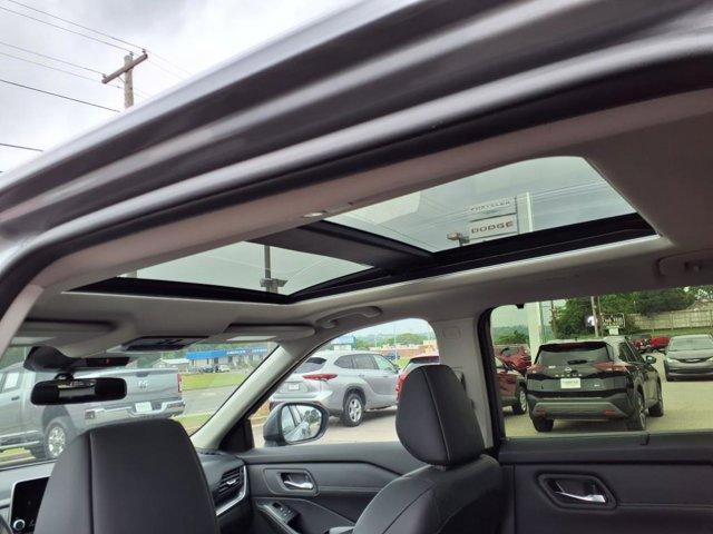 used 2024 Nissan Rogue car, priced at $28,900