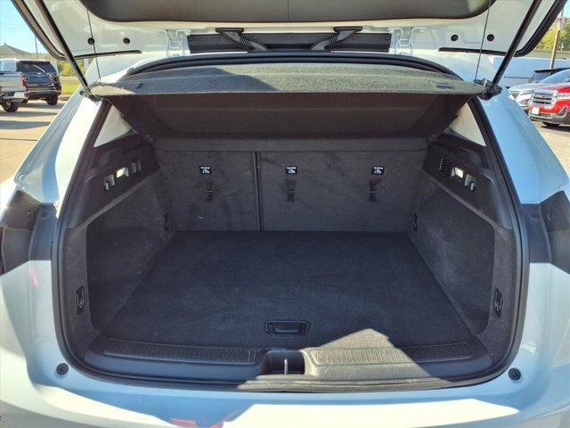 used 2025 Buick Envision car, priced at $37,900