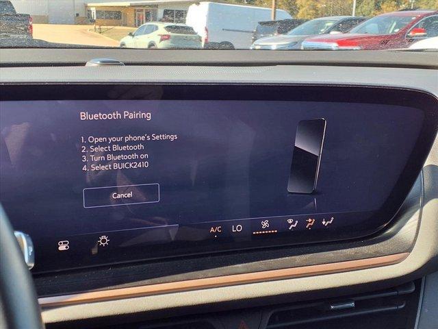 used 2025 Buick Envision car, priced at $37,900