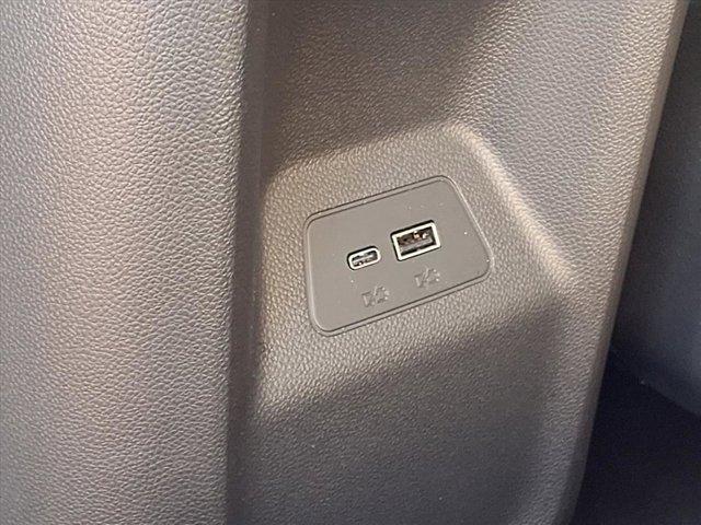 used 2025 Buick Envision car, priced at $37,900