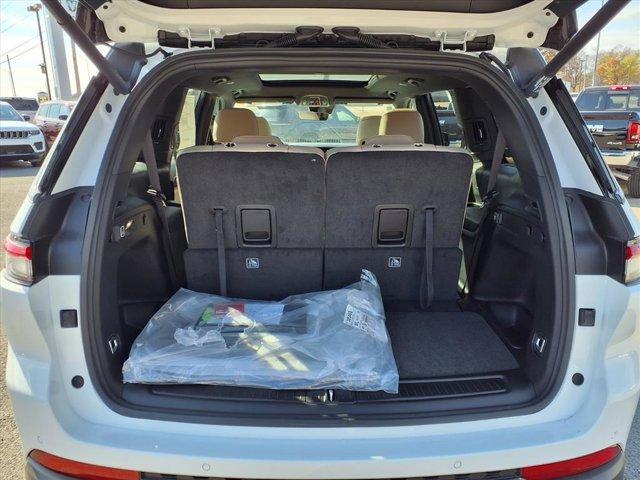 new 2025 Jeep Grand Cherokee L car, priced at $54,240