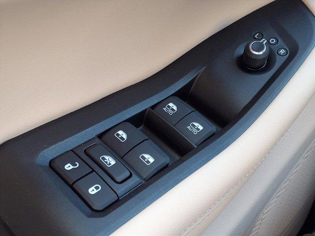 new 2025 Jeep Grand Cherokee L car, priced at $54,240