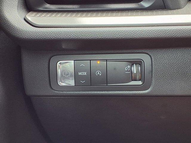 used 2024 Chevrolet Traverse car, priced at $39,900