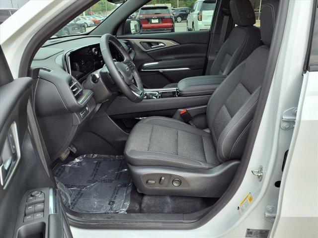 used 2024 Chevrolet Traverse car, priced at $39,900