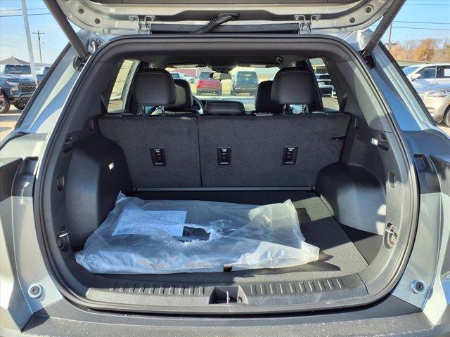 new 2026 Chevrolet Equinox car, priced at $33,185