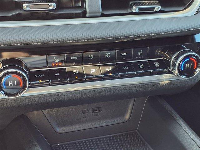 new 2026 Chevrolet Equinox car, priced at $33,185