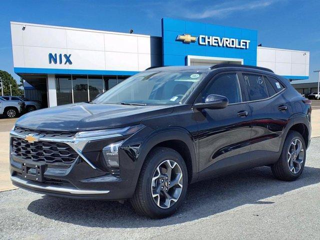 new 2025 Chevrolet Trax car, priced at $25,525