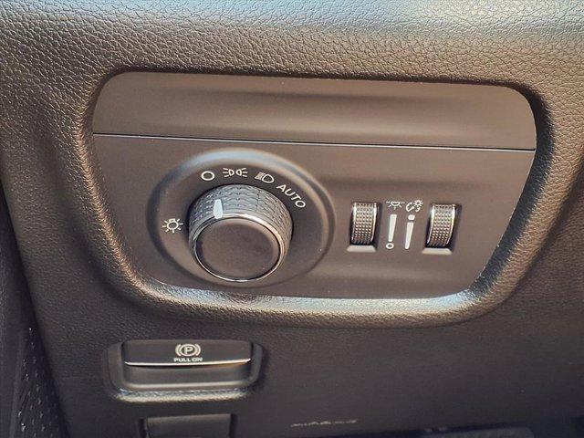 new 2025 Jeep Grand Cherokee car, priced at $34,910