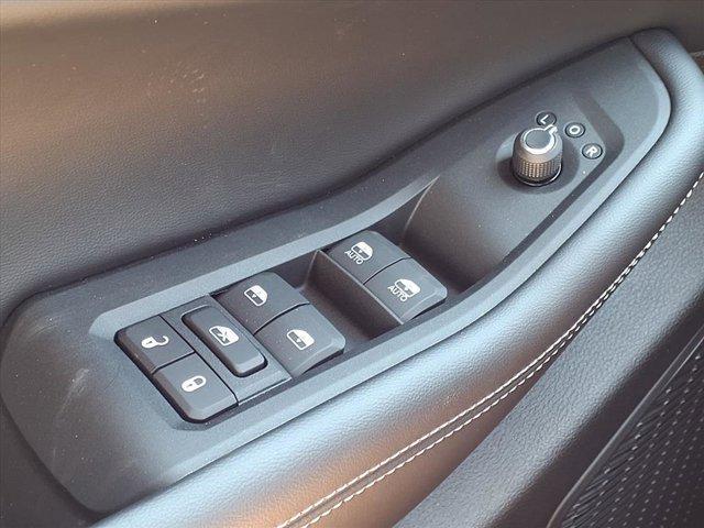 new 2025 Jeep Grand Cherokee car, priced at $34,910