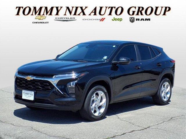 used 2024 Chevrolet Trax car, priced at $22,900