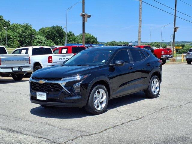 used 2024 Chevrolet Trax car, priced at $22,900