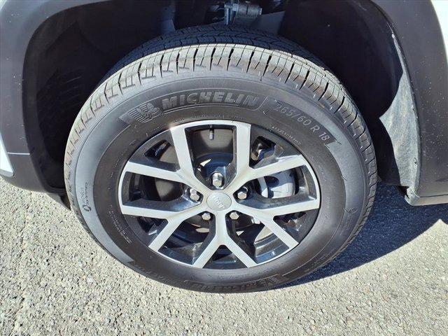 used 2024 Jeep Grand Cherokee L car, priced at $41,900