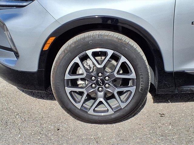 used 2025 Chevrolet Blazer car, priced at $37,900