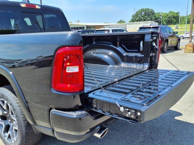 new 2025 Ram 1500 car, priced at $62,272
