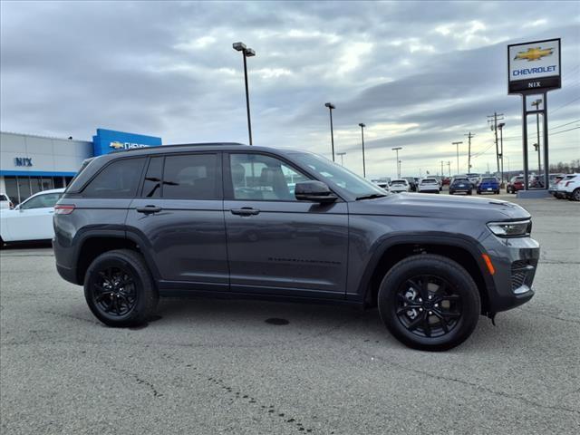 used 2025 Jeep Grand Cherokee car, priced at $39,900